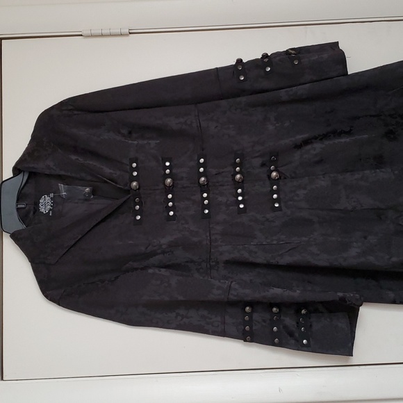 Like New Heart & Rose Brocade Coat - Picture 2 of 16